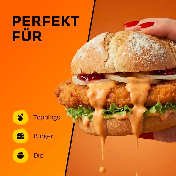 Leckerer Chicken Chrispy Burger in der Hand